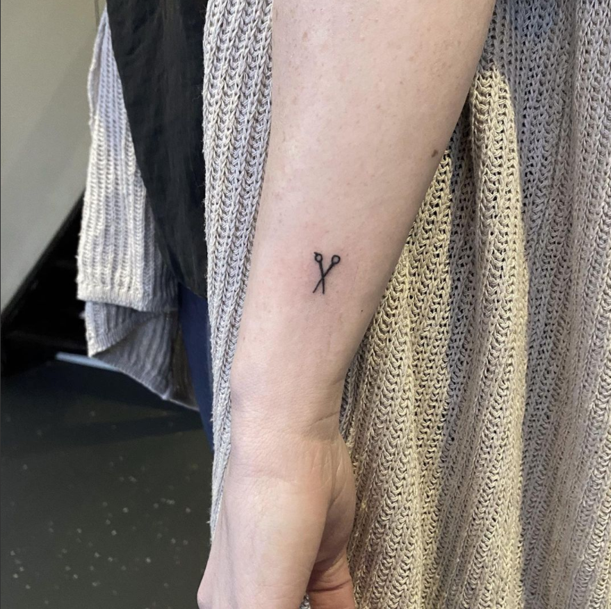 23 Amazing Hair Stylist Tattoo Styles And Ideas Psycho Tats 23 Amazing Hair Stylist Tattoo Styles And Ideas Psycho Tats