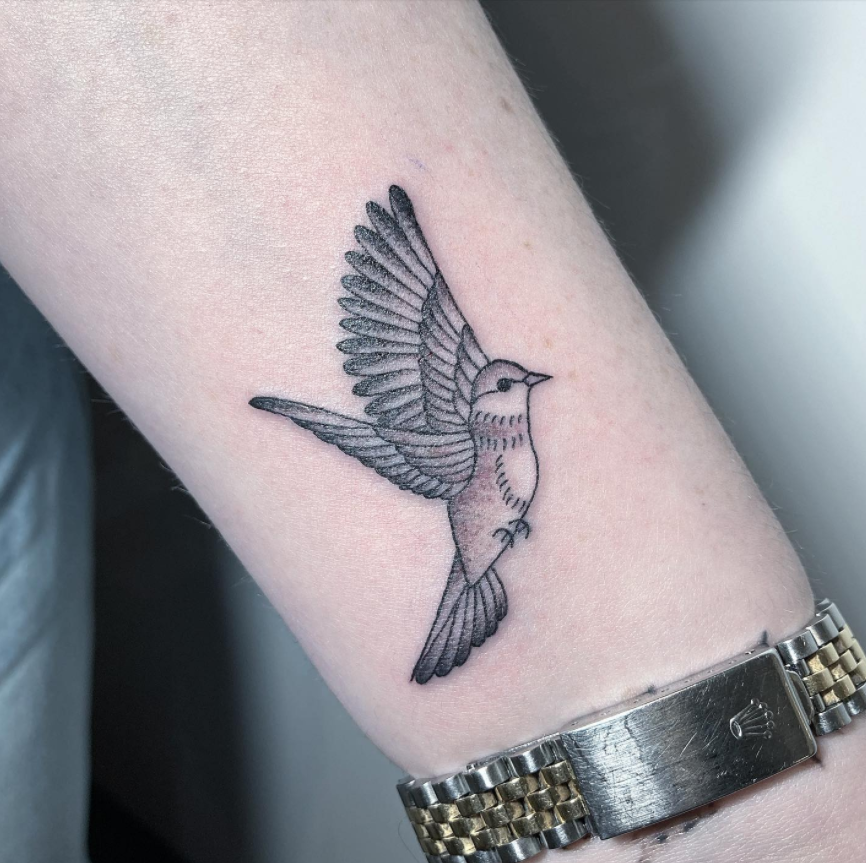 61 Great and Amazing Tattoos of Adorable Birds For Wrist - Psycho Tats