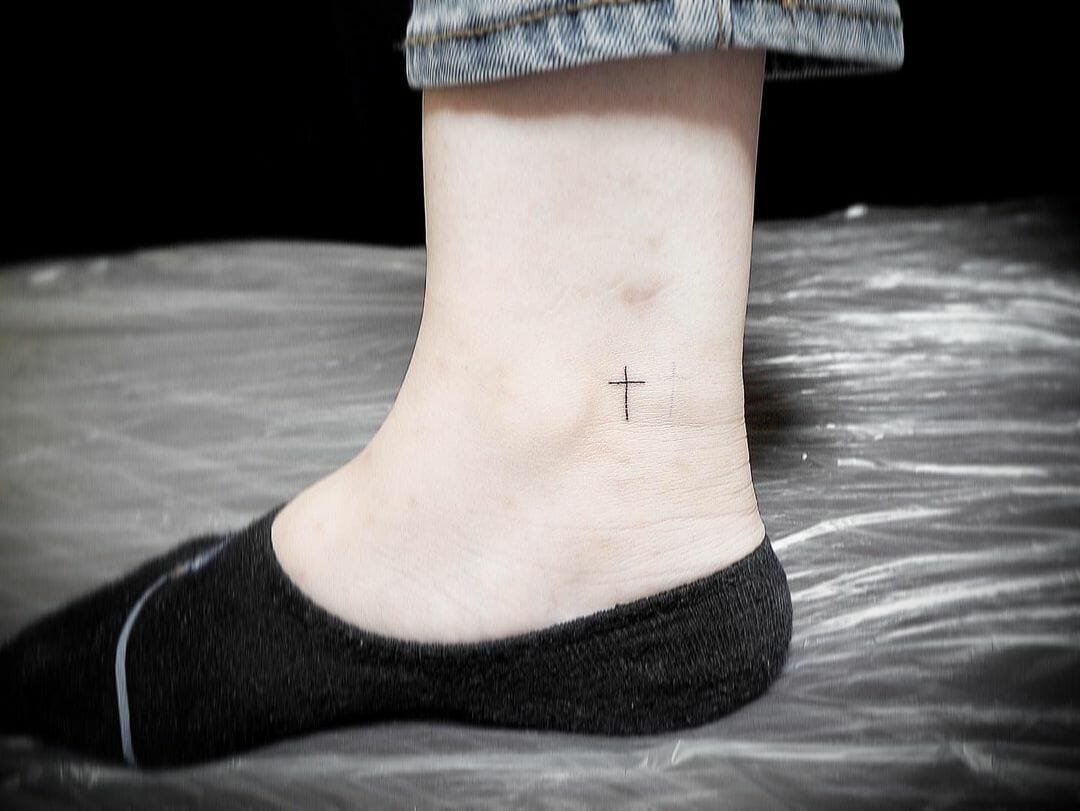 81 Awesome Cross Tattoo Designs That You Can’t Afford To Miss - Psycho Tats