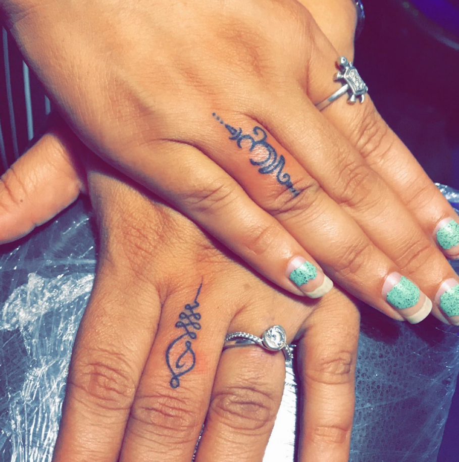 68 Classy and Glorious Finger Tattoos Ideas and Designs for Women Psycho Tats