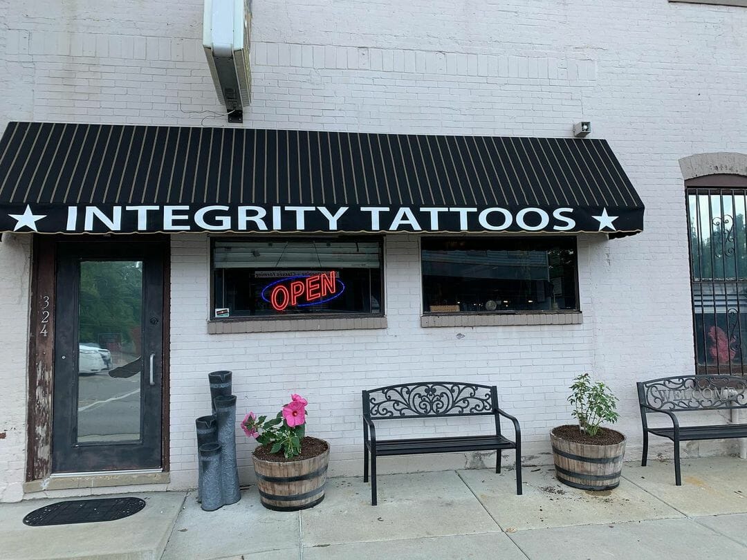 14 Top-Ranking Tattoo Shops In Illinois With Masterful Artists - Psycho ...