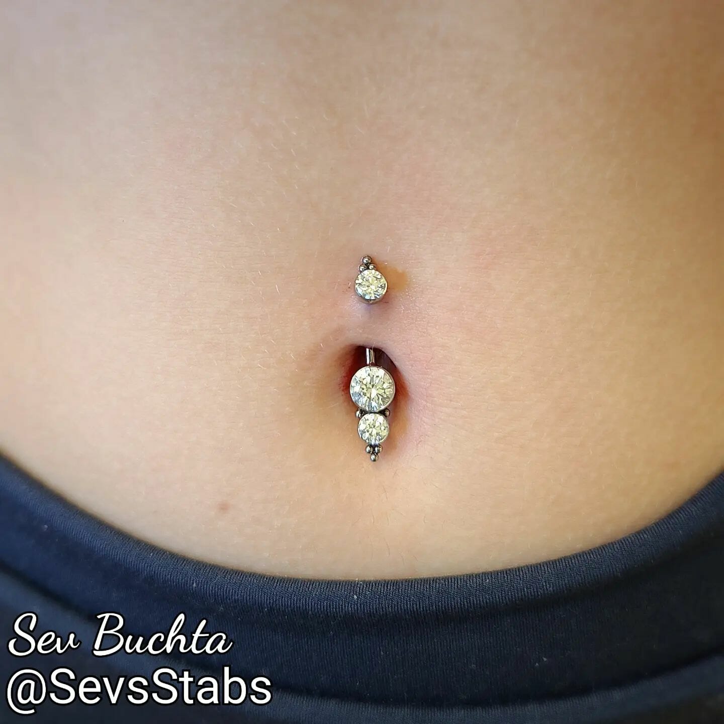 how-long-should-you-wait-to-switch-your-belly-button-piercing-psycho