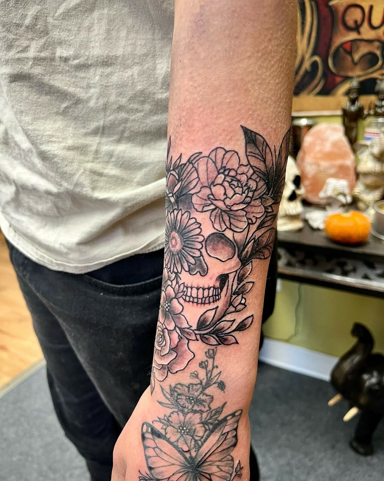Is It Safe To Apply Sunscreen On A New Tattoo? Psycho Tats