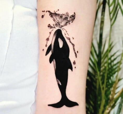 41 Killer Whale Tattoo Designs to Unleash Oceanic Majesty - Psycho Tats